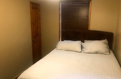 Cleveland Cabin | Relax and Enjoy Tiny Home - 63 Park