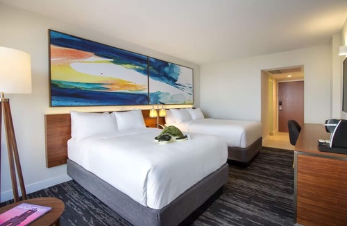 Central Beach Hotel | Relax and Unwind! 3 Relaxing Units, Two Heated Pools!