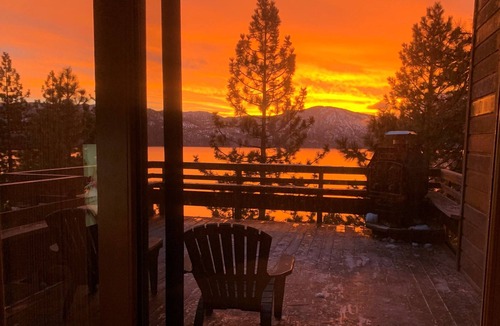 Crystal Bay House | Relax and Unwind at The Blue View