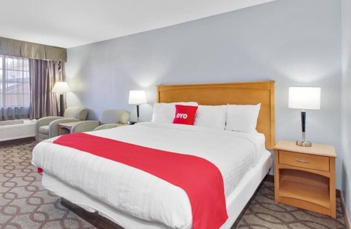 Ingleside Hotel | Relax and Unwind! Free Parking, Onsite Pool, Near Port Aransas Museum