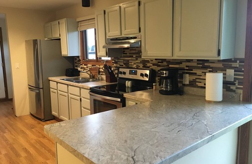 Iron Mountain Cottage | Relax and Unwind