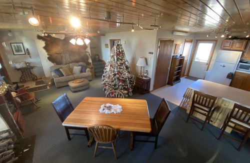 Worthington Cabin | Relax and Unwind.