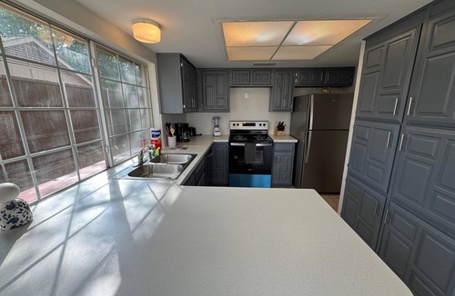 Richardson House | Relax at ARVADA Home – Family-Friendly 4 BR Oasis Near Dallas