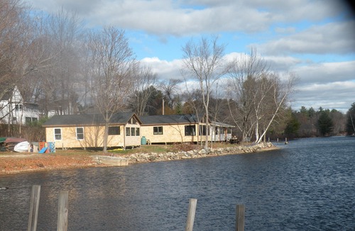 Wolfeboro Cottage | Relax at Crescent Lake