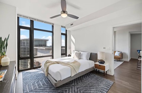 Bluemont Hotel | Relax at Spacious Apartment w/Full Kitchen & Rooftop Access | Landmarks Nearby
