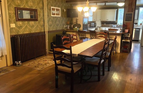 Avon House | Relax at The Farmhouse at Kindred Ground