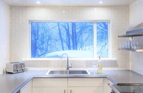 Swiss Meadows Ski Chalet | Relax at the Mountaintop Chalet