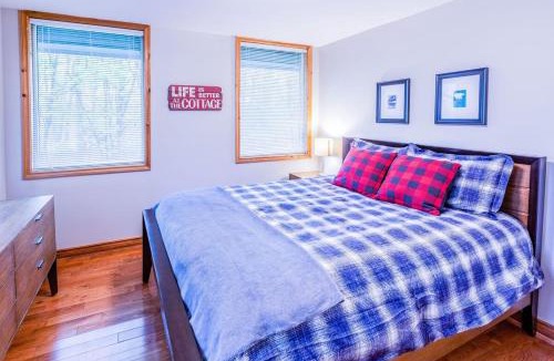 Swiss Meadows Ski Chalet | Relax at The Mountaintop Chalet