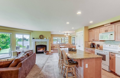 Silver Lake House | Relax at the Silver Lake Escape
