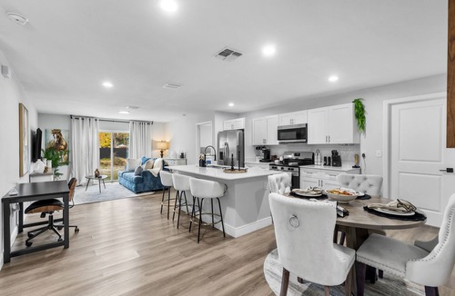 Fellowship House | Relax by Golden Ocala Golf Course and WEC 7 min driven