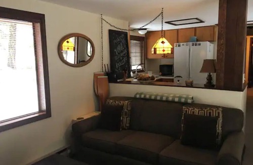 Plain House | Relax by the beautiful Wenatchee River!