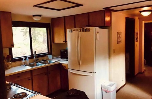 Plain House | Relax by the beautiful Wenatchee River!