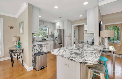 Saint Simons Heights House | Relax by the Pool + Fire Pit in Sunny St. Simons!