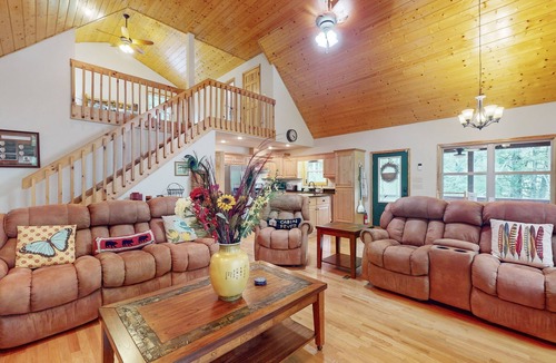 Murphy Cabin | Relax by the river in Murphy: Spacious decks, stunning views, and endless advent