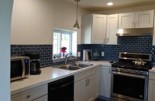 Mayville Cottage | Relax! CHQ Lake Heaven: Open Views, Dock&Big Yard