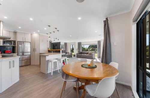 Turangi House | Relax Countryside