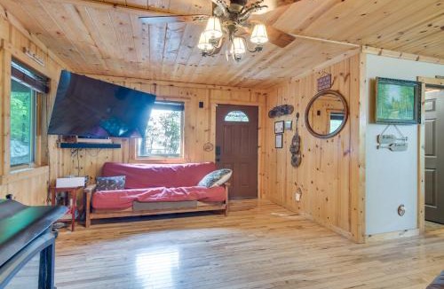 Blue Eye House | Relax Fireside! Hot Tub Haven on Table Rock Lake