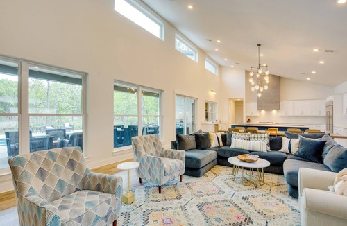Malakoff House | Relax Fireside! Waterfront Malakoff Home w/Pool