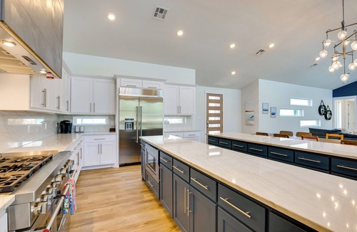 Malakoff House | Relax Fireside! Waterfront Malakoff Home w/Pool