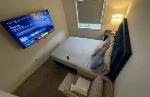 Durham Region House | Relax Guest House