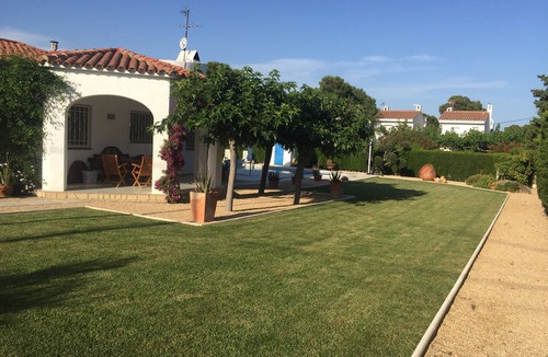 Miami Platja Villa | Relax in a Private Modern Villa