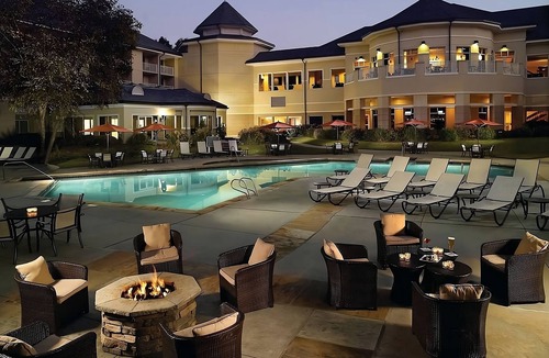 Stone Mountain Hotel | Relax in Between Adventures! Pet-friendly Unit Near Summit Skyride! Parking!