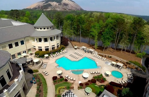 Stone Mountain Hotel | Relax in Between Adventures! Pet-friendly Unit Near Summit Skyride! Parking!