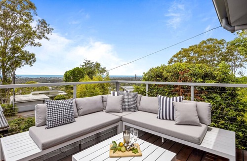 Buderim House | Relax in Buderim - water views