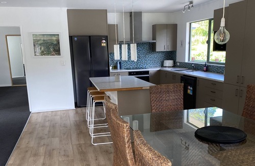 Okere Falls House | Relax in Okere Falls