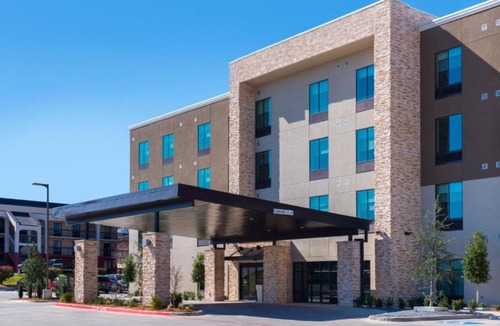 Fort Worth Hotel | Relax in Room with 2 Queen Beds Ideal for Adventure-Seekers at Fort Worth