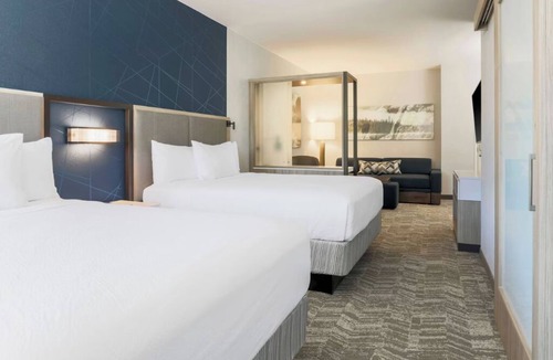 Truckee Hotel | Relax in Spacious Suite Perfect for Exploring Donner Memorial Park + Trails