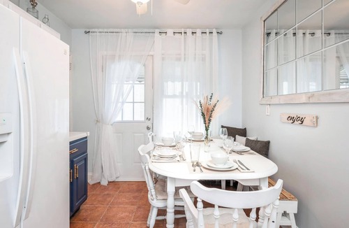 Southeast Yonkers Apartment | Relax in Style~Spacious 2BR w/Porch + Firepit~ Sleeps 7 ~ Free Wifi and Parking