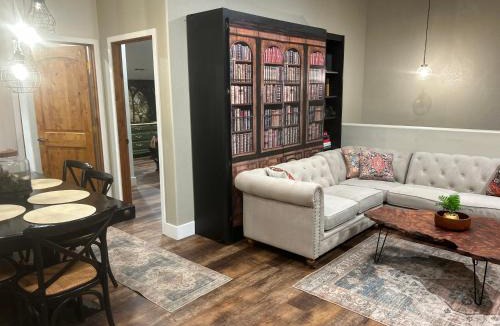 Crescent City Ski Chalet | Relax in the Magical Forest