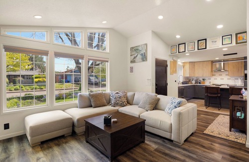 Harlow House | Relax in the Zen Den, a cozy 2-bedroom retreat near Autzen and downtown Eugene.