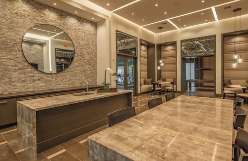 Addicks Apartment | Relax in this Cozy 2BR in the Heart of Houston w/ a Pool