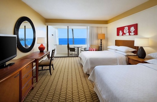 Keauhou Hotel | Relax in Your 3 Convenient Units! 2 Pools, Minutes to Beach & Haleo Luau!