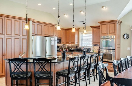 Nags Head House | Relax Inn 5110: Semi-oceanfront, Pool, Elevator