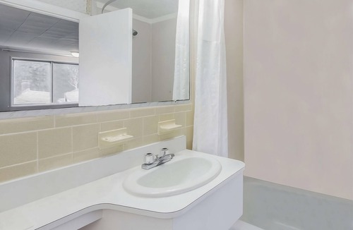 West Yarmouth Hotel | Relax Inn Cape Cod