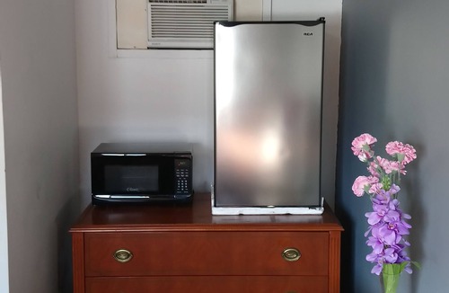 Clearview Township Hotel | Relax Inn Collingwood