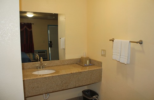 Kountze Hotel | Relax Inn Motel