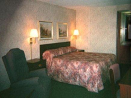 Richmond Hotel | Relax Inn Richmond