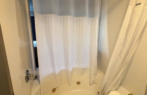 Kentland Hotel | Relax Inn & Suites