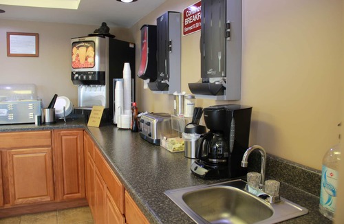 Kuttawa Hotel | Relax Inn & Suites
