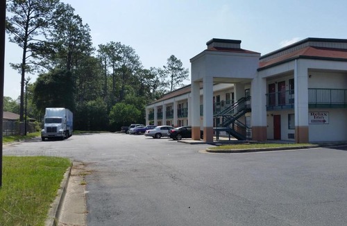 Albany Hotel | Relax Inn