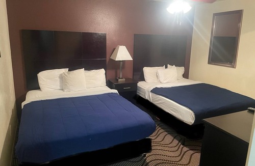 Manor Hotel | Relax Inn