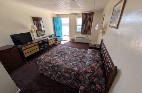 New Castle Hotel | Relax Inn