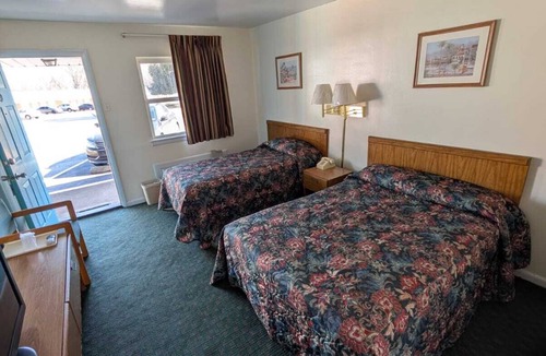 New Castle Hotel | Relax Inn