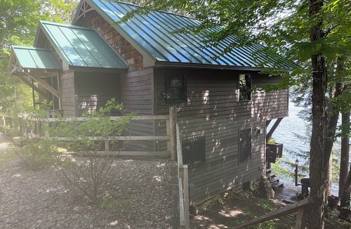 Town of Webb Cabin | Relax Lake Front 2-night minimum. Dogs welcome.
