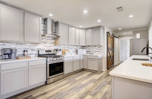 San Angelo House | Relax lakeside at Lake Nasworthy