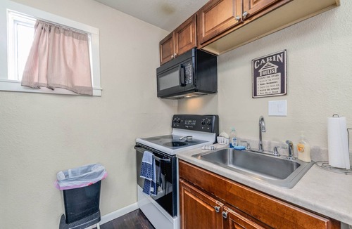 Ruidoso Apartment | RELAX Mid-town On River! AMAZING loc - Opt HOT TUB